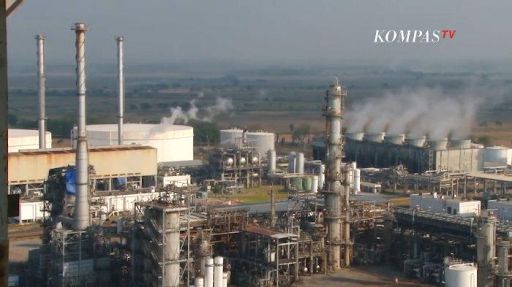 Contoh lokasi industri (dok: KompasTV) - Industri Minyak Bumi Balongan Indramayu
