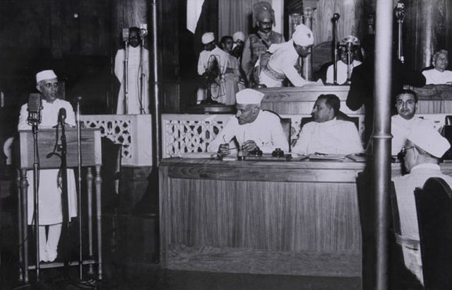 Jawaharlal Nehru, Perdana Menteri Pertama India Pencetus Gerakan Non Blok (1889-1964) 61