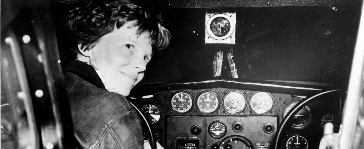 Amelia Earhart, Pilot Perempuan yang Hilang di Samudra Pasifik 77