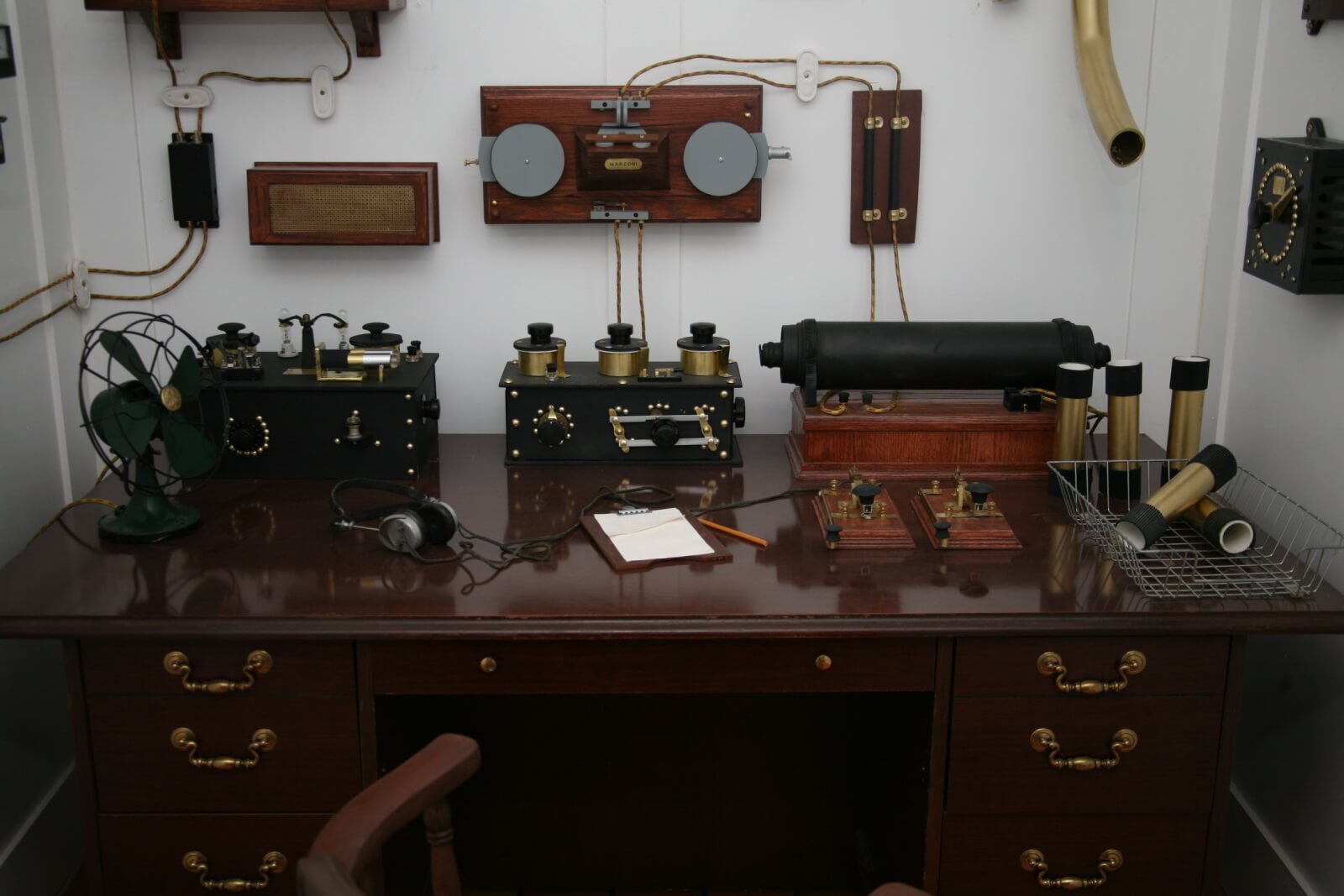 Sistem Nirkabel Marconi Titanic Zenius
