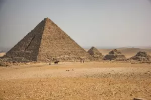 Ilustrasi Piramida Agung Giza (Dok. Joshua Michaels via Unsplash)