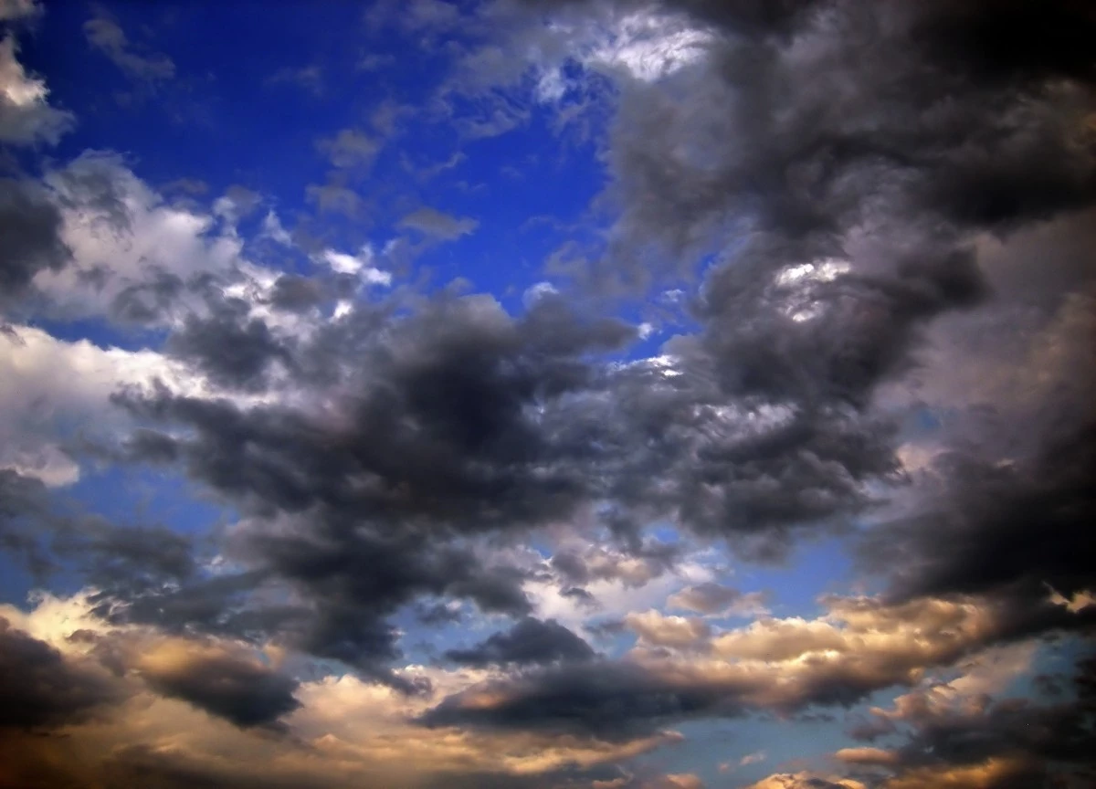 Gambar awan stratocumulus.