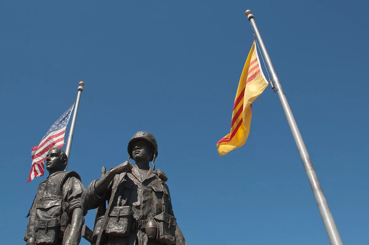 Vietnam War Memorial jadi salah satu penanda keterlibatan Amerika Serikat dalam Perang Vietnam.